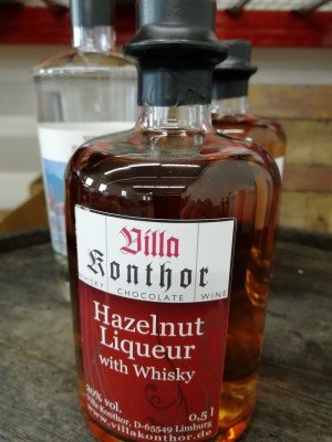 Whisky & Hazelnut Liqueur - Villa Konthor